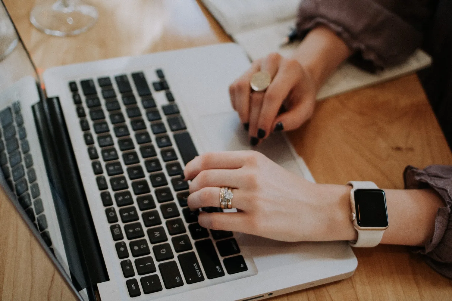 Why Is Your Workplace Internet Running Slow? Uncovering the
 - jiuyou